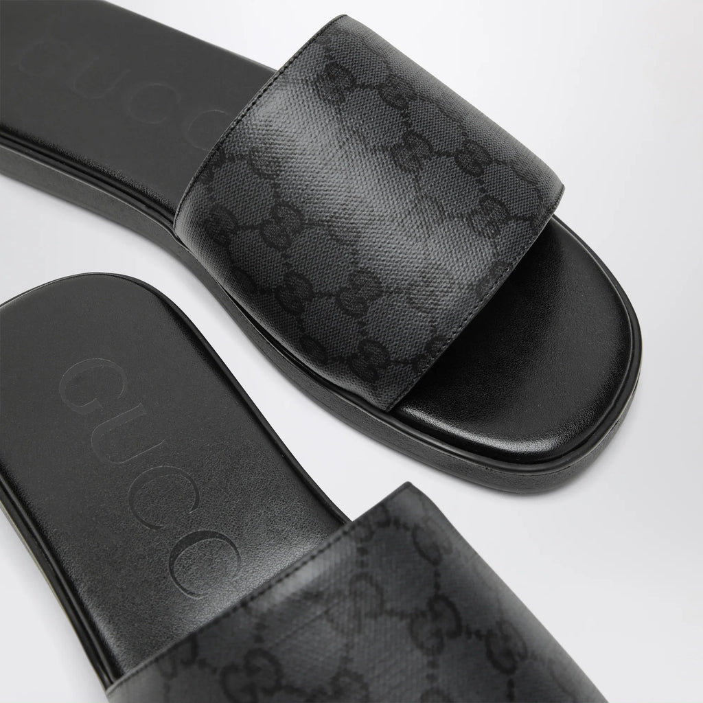 Gucci Sandalias planas para hombre