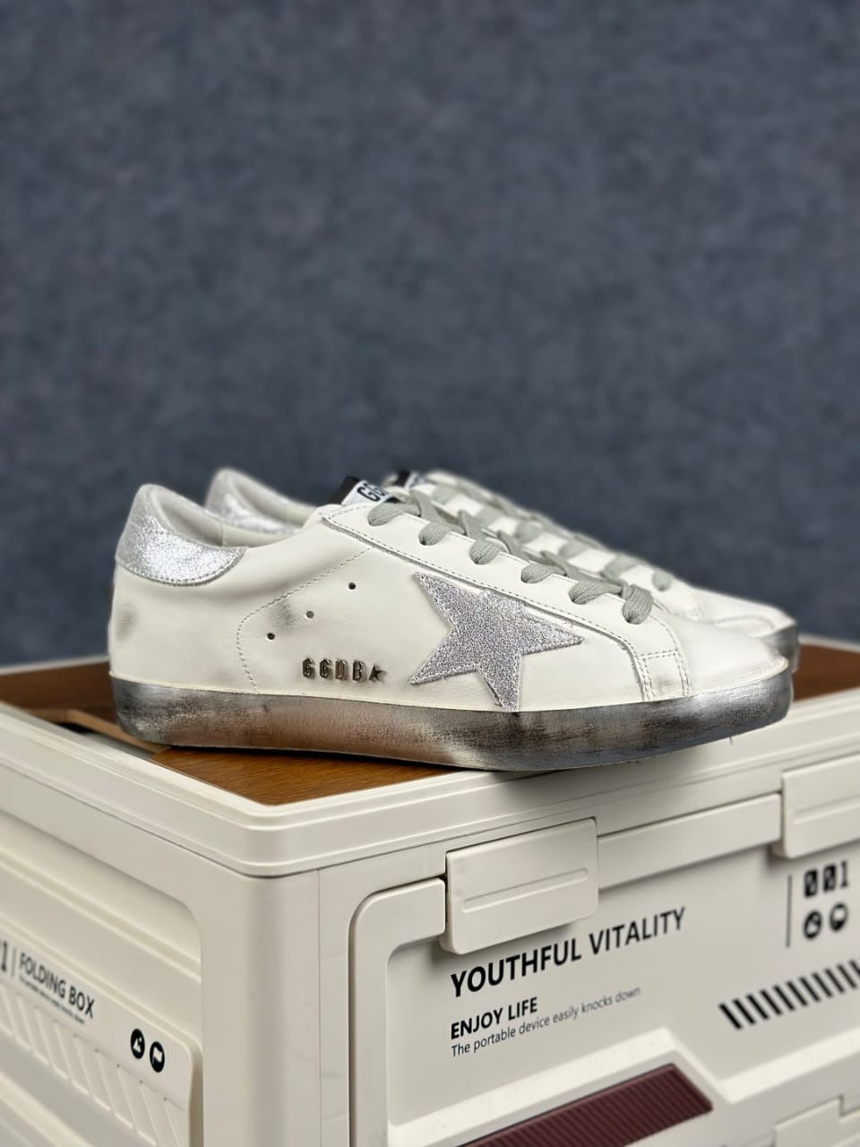 Golden Goose Classic Silver Sole/ White